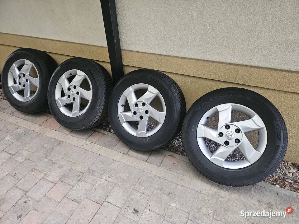 Koła felgi aluminiowe z oponami Dacia Duster Samochodowe mazowieckie Pułtusk