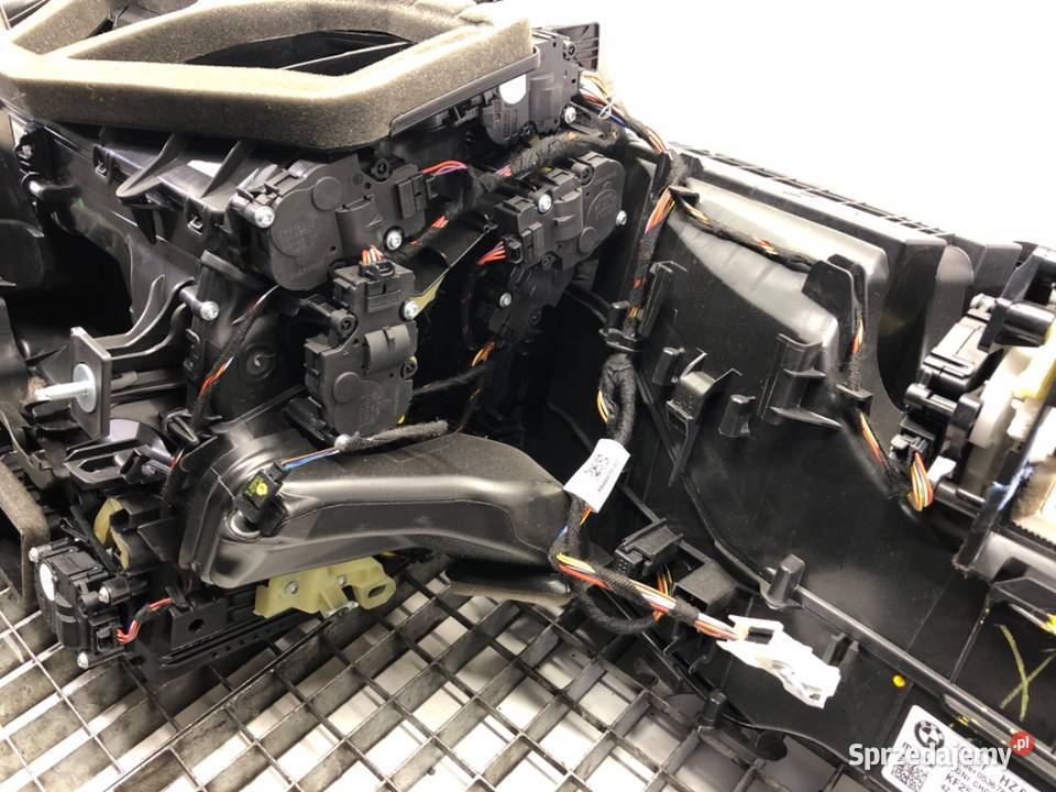NAGRZEWNICA KOMPLETNA KOMBAJN BMW G30 6997030 podkarpackie