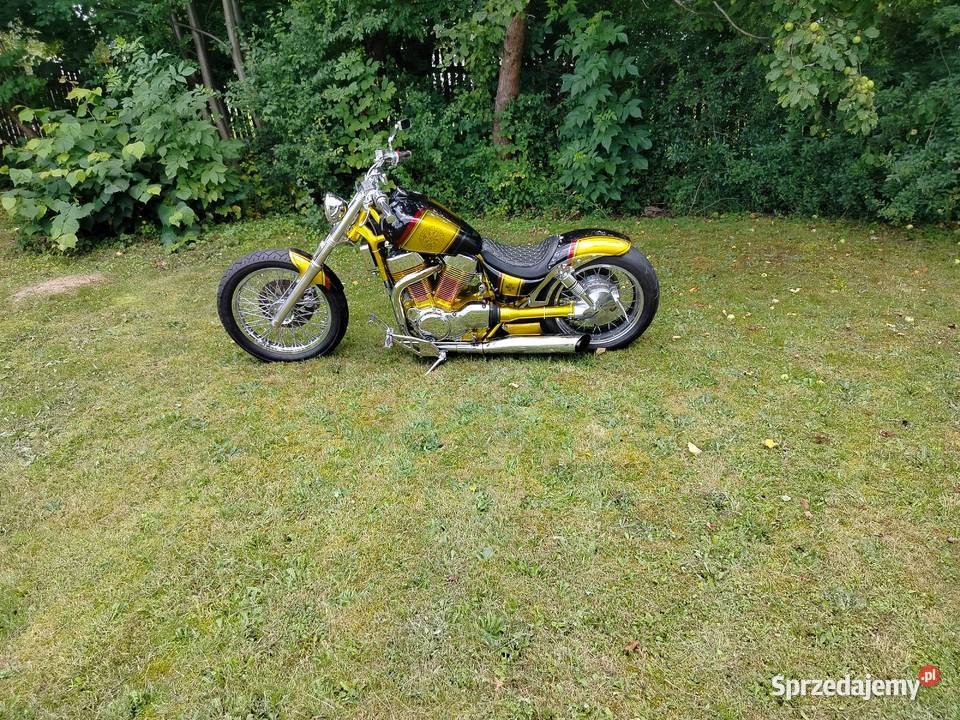 Suzuki Intruder 1400 custom chopper bobber