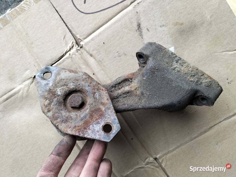 FIAT 09 900 ŁAPA PODUSZKA SILNIKA