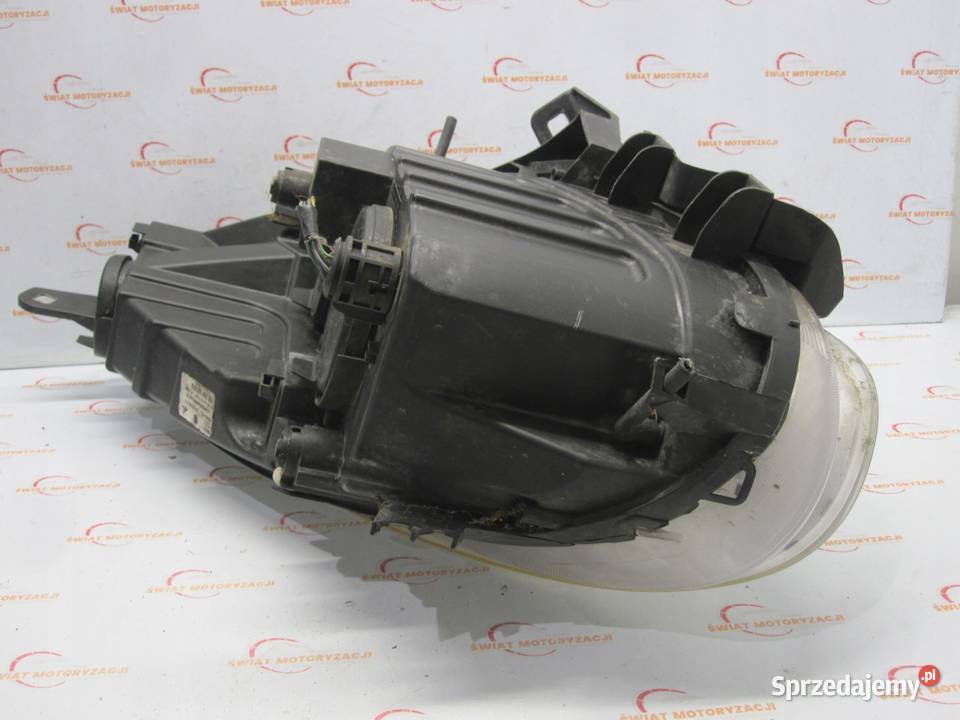 FIAT DOBLO II 10r Lampa prawy przód 51818111 Kielce