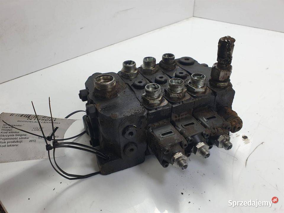 ROZDZIELACZ ŁADOWARKA VOLVO L35BZ HYDRAULIKI Pozostałe Lipno