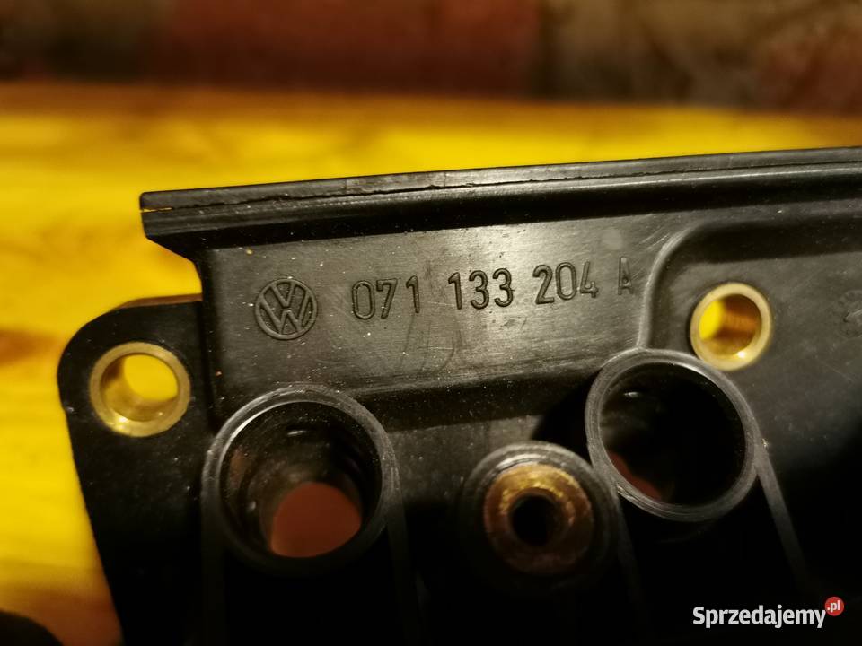 Kolektor ssący 23 vr5 071133204A vw Seat Kolektory ssące Tarnów