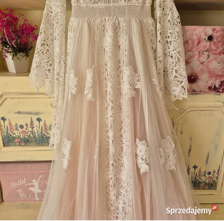 Suknia ślubna Afrodyta Linia "A" Skwierzyna