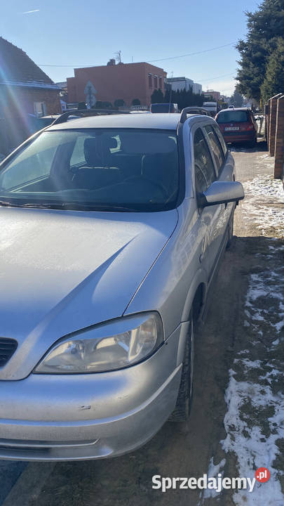 Astra G Combi z hakiem i sprawną klimatyzacją Poznań