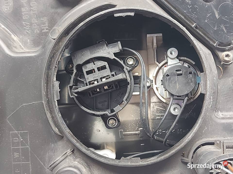VW CRAFTER I LIFT 16r lampa lewa przód 2E2941005 świętokrzyskie