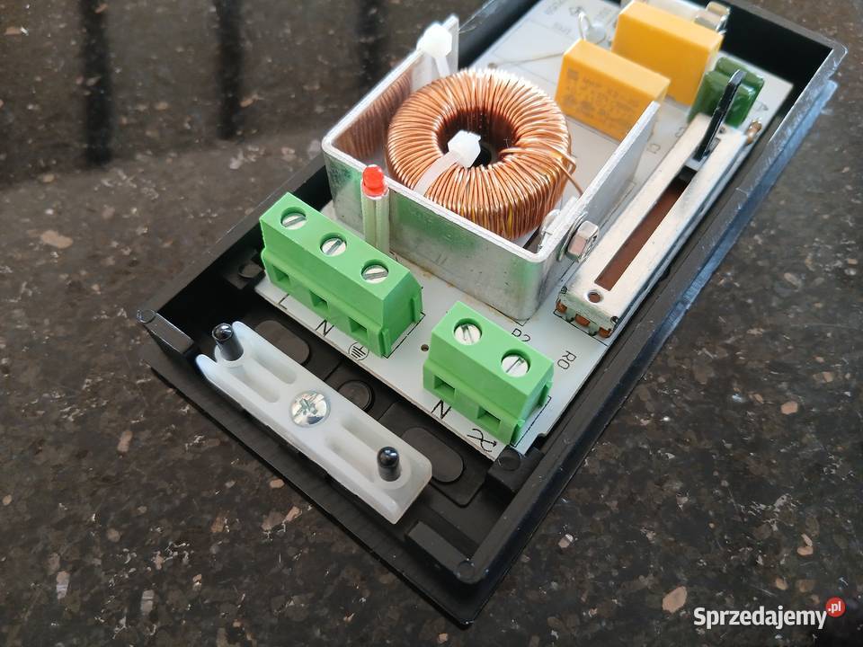 Ściemniacz Przelotowy do Lampy Podłogowej 60300W