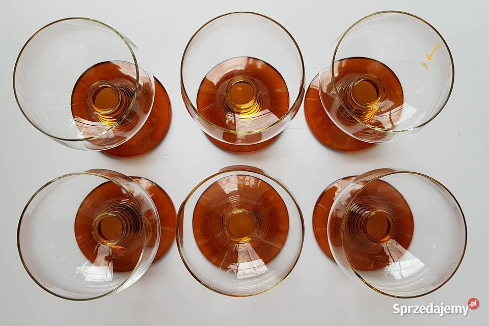 Stare szklane kieliszki do wina alkoholu z Dąbrowa Górnicza sprzedam