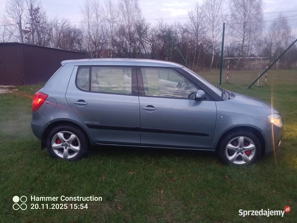 Skoda Fabia 16 Benz nieuszkodzony Chmielnik sprzedam