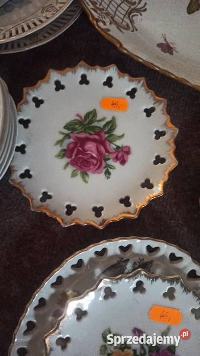 Talerz z różami Ażury reliefy do powieszenia Gdańsk