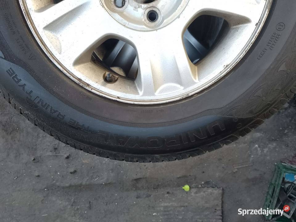 Komplet Opon Letnich SUV23570 R16UniroyalSt Bar łódzkie sprzedam
