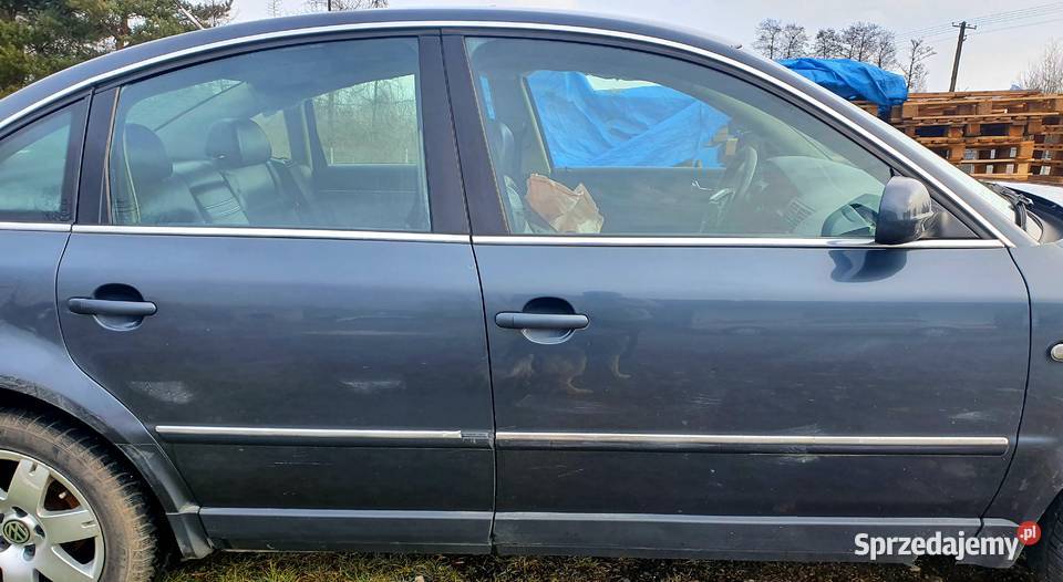 VW PASSAT B5 FL 02rp SEDAN DRZWI PRAWY TYŁ KOLOR Karoseria