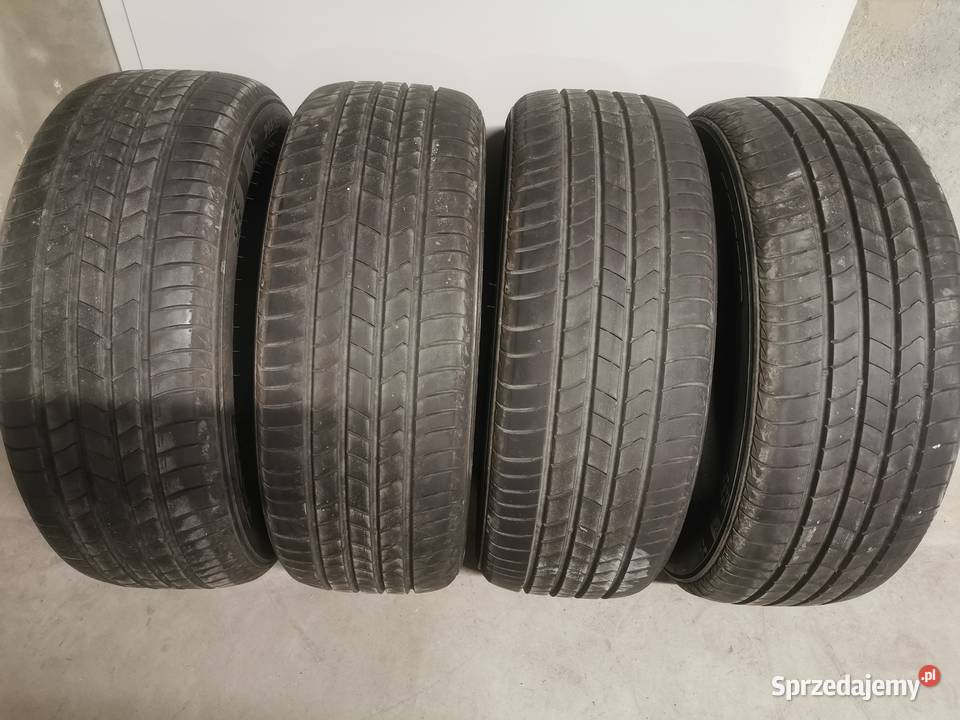 Komplet 21555R18 95H Kumho Ecsta HS51 2023r