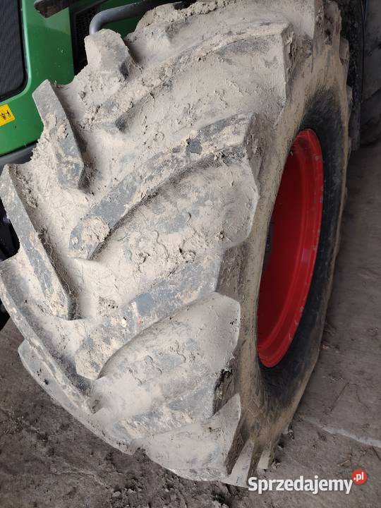 Opony BKT 60065 R28 MICHELIN 71070 R38 Opony rolnicze