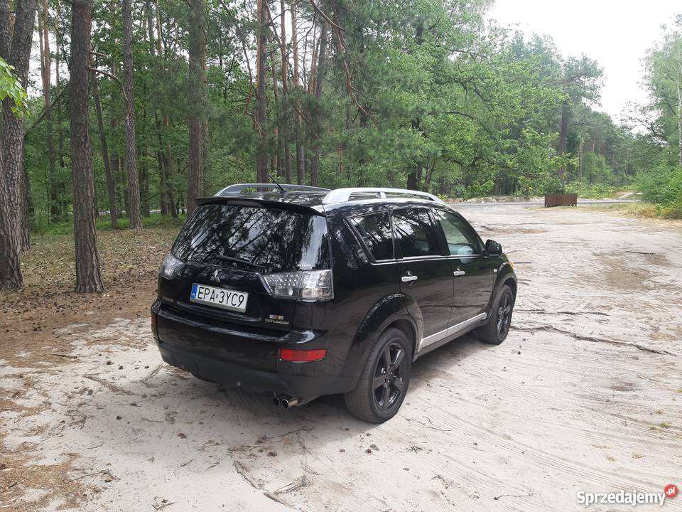 Mitsubishi Outlander II 20072008 kupiony w polskim salonie sprzedam
