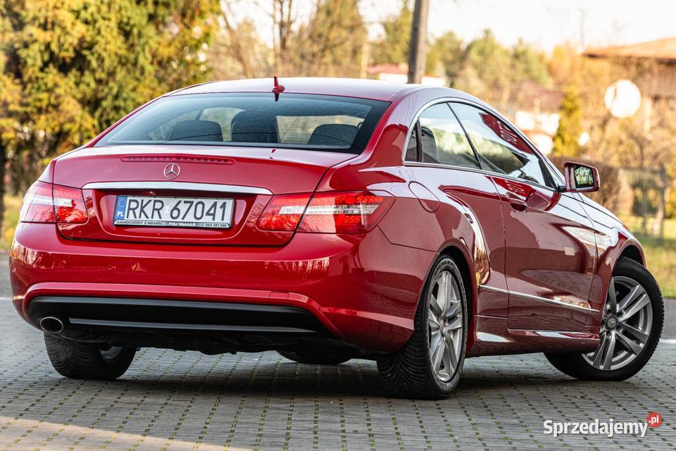 MERCEDES E250 elektrycznie ustawiane fotele Targowiska