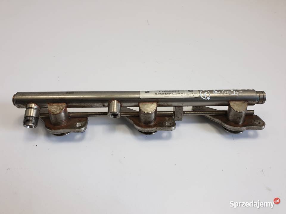 Mercedes W205 30 V6 LISTWA WTRYSKOWA A2760781245 Janów sprzedam