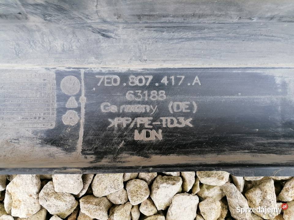 Zderzak tylny tył VW T6 Transporter Caravelle Przysucha