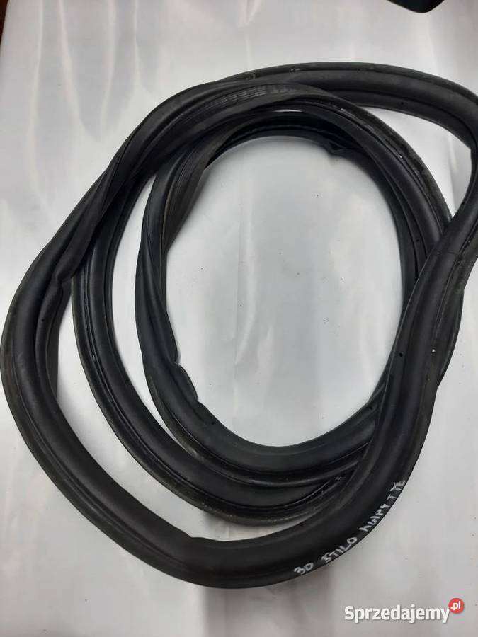 Fiat Stilo 3 d 3 drzwi uszczelka klapy tylnej Ksawerów