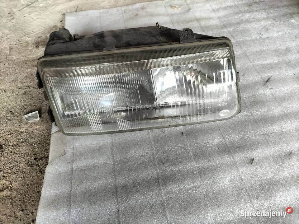 Seat Toledo 1 LAMPA PRZÓD PRZEDNIA PRAWA HELLA Kamień-Kolonia