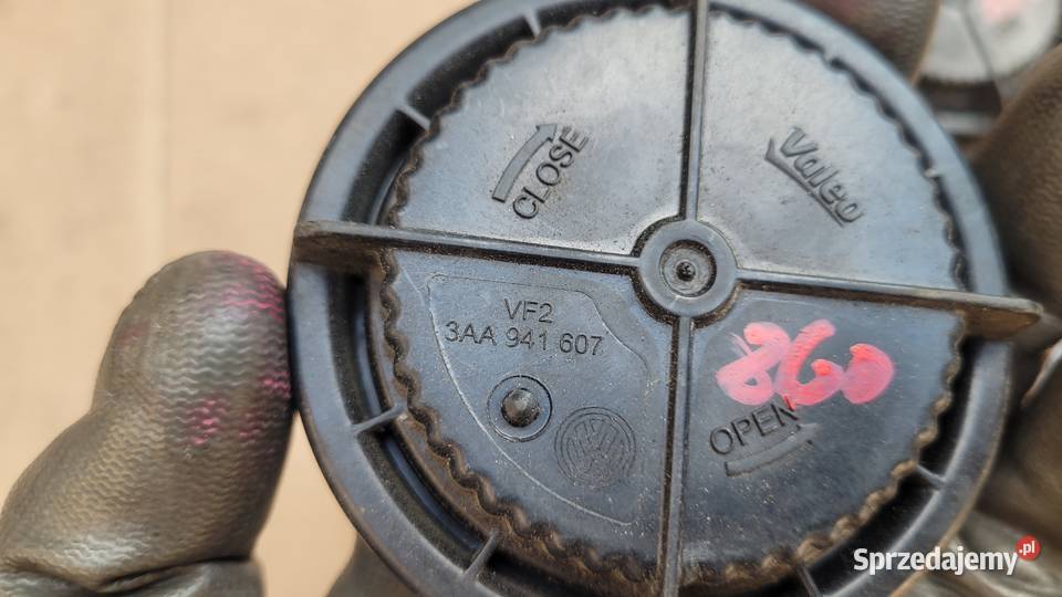 DEKIELEK ZAŚLEPKA REFLEKTORA LAMPY VW AUDI SKODA Części Ruda Śląska sprzedam