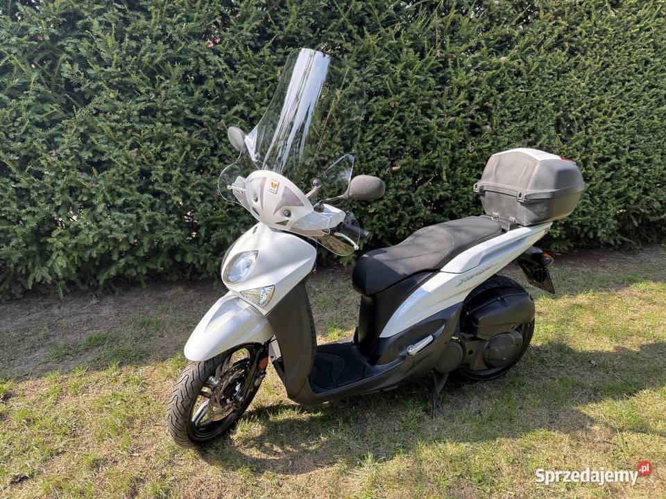 stylowy i praktyczny skuter Ymaha Xenter 125 3 Yamaha Brwinów