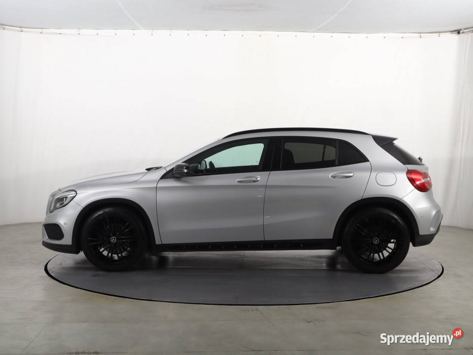Mercedes GLA GLA 250 4MATIC elektryczne szyby śląskie Katowice sprzedam