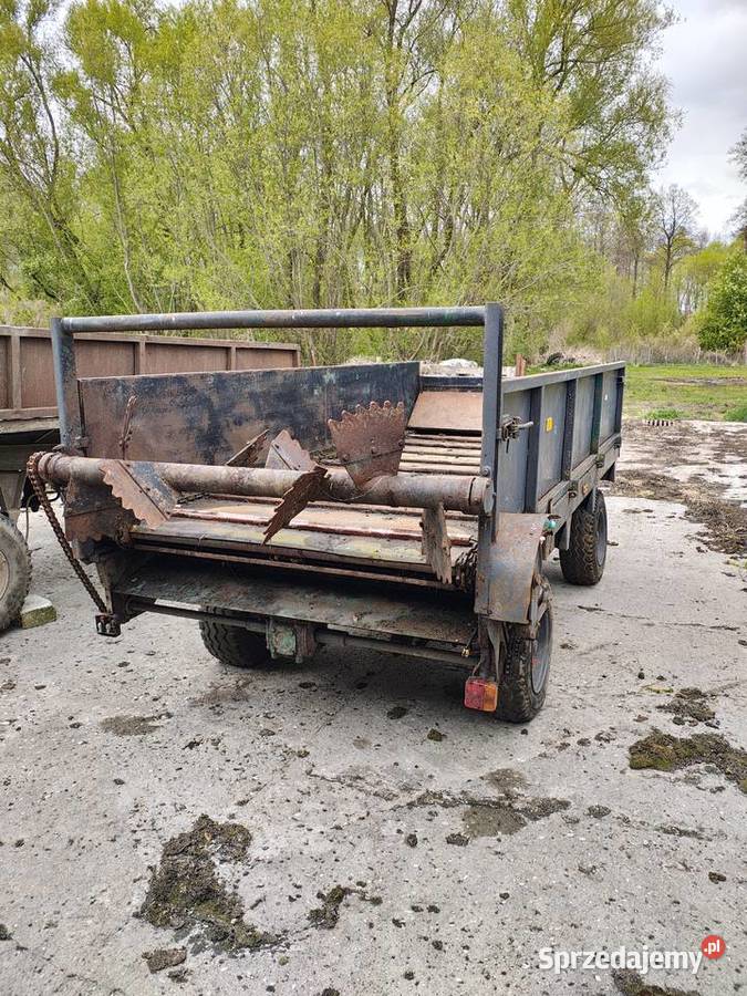 Rozrzutnik obornika nieuszkodzony Maszyny rolnicze Łoje-Awissa sprzedam