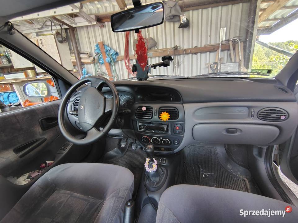 Renault Megane 1 14 16v 75 super stan bogate srebrny Krzeszowice