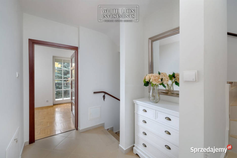 Dom bliźniak na sprzedaż Warszawa Gawota 294m2