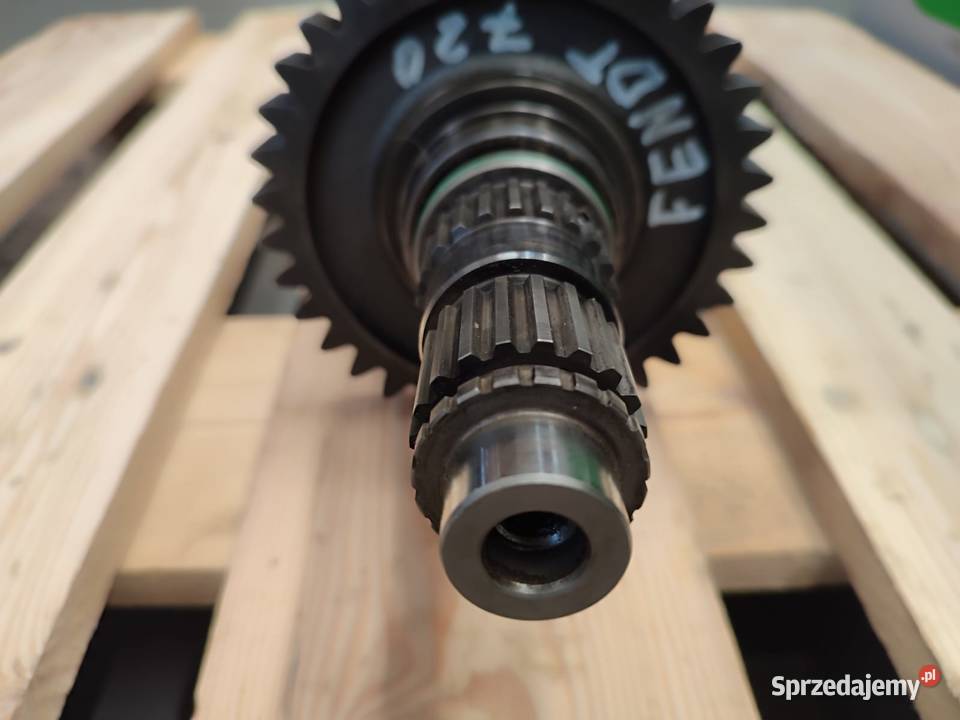 Wałek sprzęgłowy PTO X820500506000 Fendt 720
