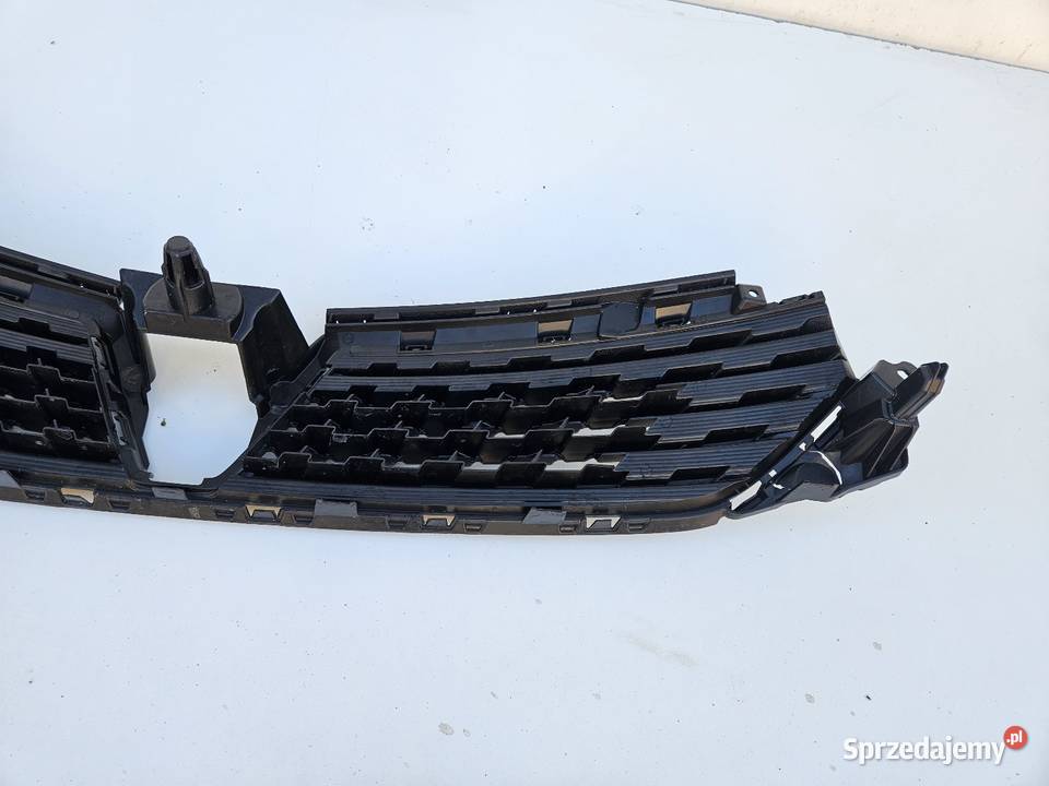 RENAULT CLIO 5 V LIFT GRILL ATRAPA ZDERZAKA Międzychód