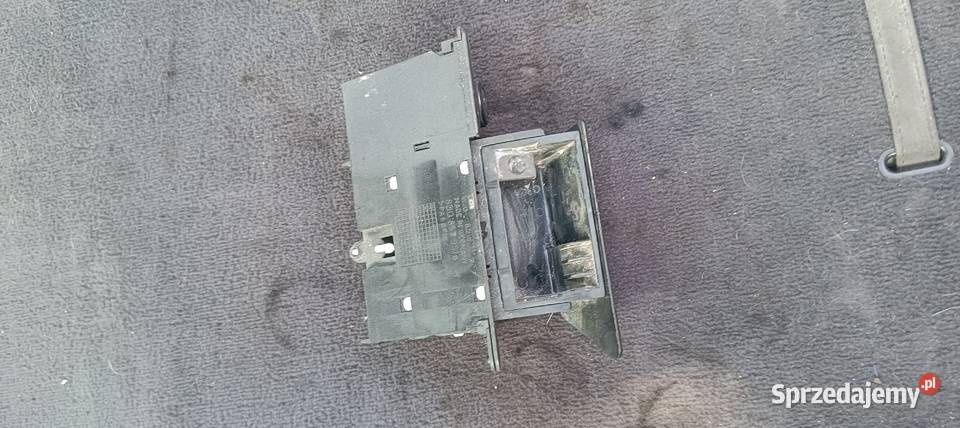 Popielniczka Przód Audi A4 B5 a23 śląskie Myszków