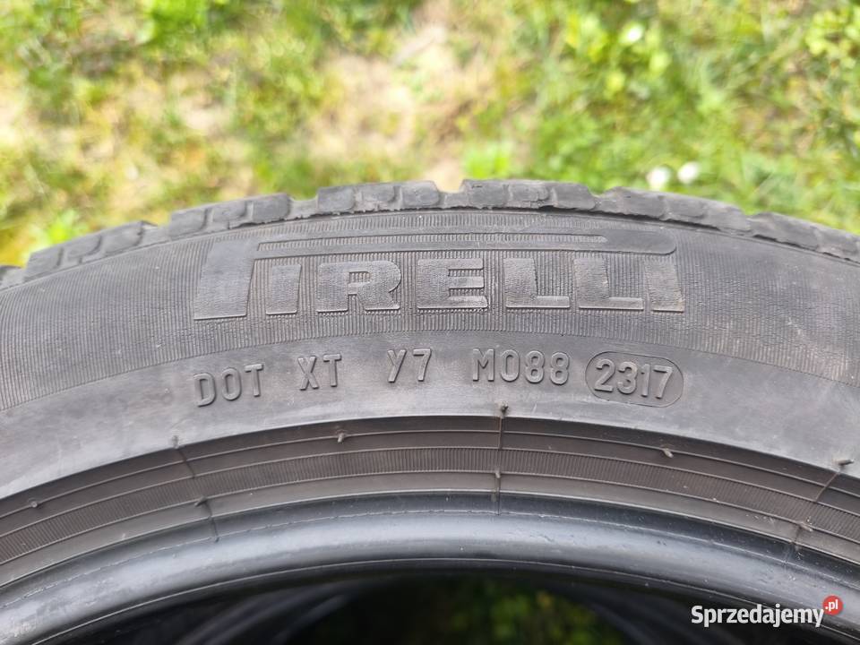 Komplet opon zimowych 22550R18 Opony i felgi Bełżyce sprzedam