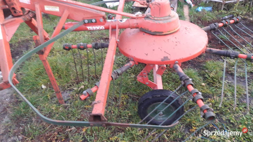 Zgrabiarka karuzelowa Fella TS230 Żółkiewka-Osada