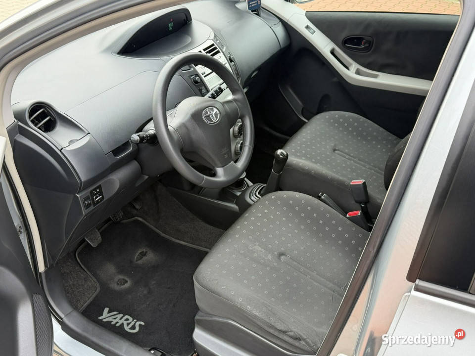 Toyota Yaris Toyota Yaris 2008 13 Benzyna Klima nieuszkodzony wielkopolskie Gostyń