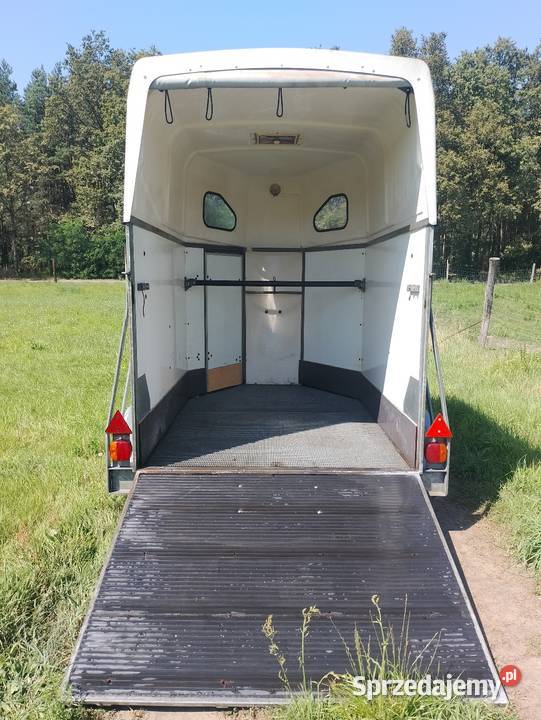 Przyczepa do przewozu dwóch koni śląskie Żerdzina