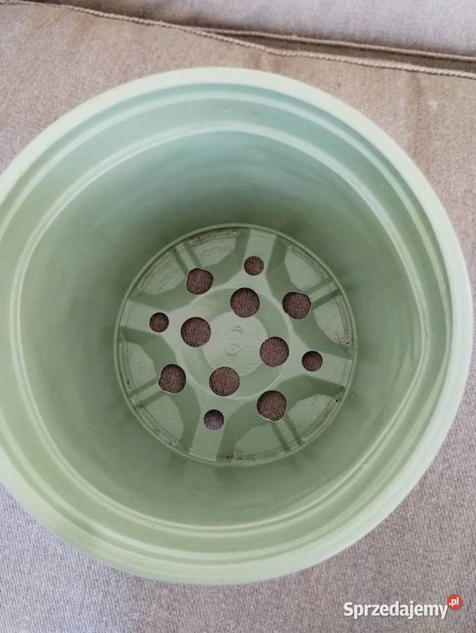 Doniczki zielone i kolorowe podlaskie Siemiatycze sprzedam