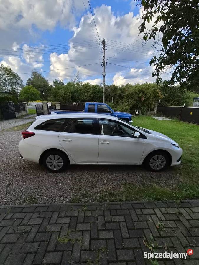 Toyota Auris 14 D4D 90 2018 KOMBI serwisowany w ASO Kraków