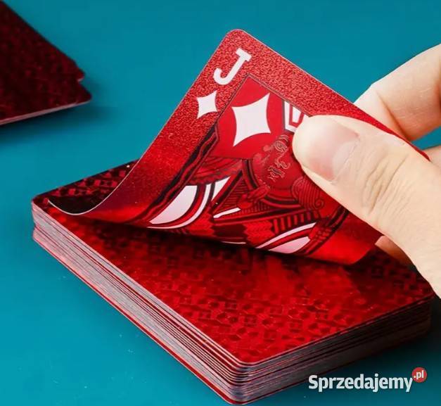 Super talia czerwonych kart na prezent Karciane Warszawa