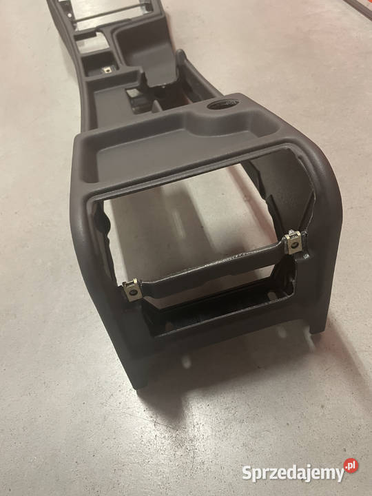 Nowy tunel środkowy Lancia Kappa Coup Radioodtwarzacze Warszawa