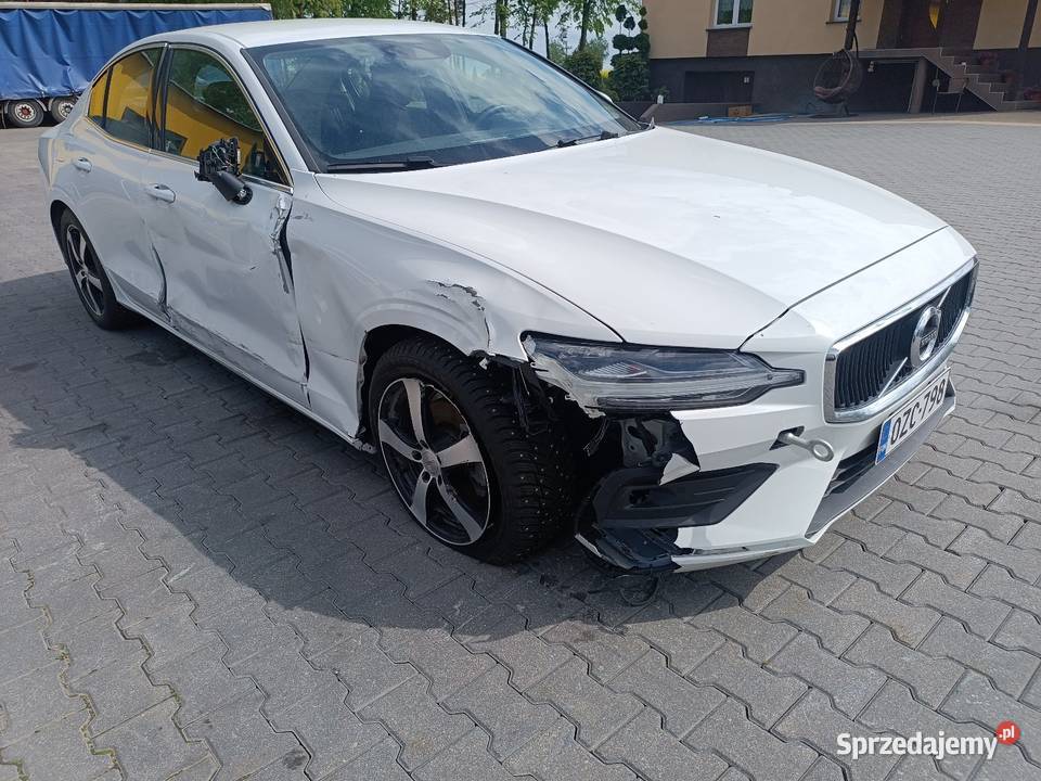 Volvo S60 2022 20 B4 VAT 23 V60 v90 s90 2000cm3 Łosice