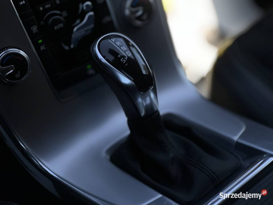 Volvo V60 2016 automatyczna