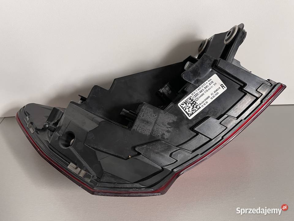 AUDI A6 C8 SEDAN PRAWA LAMPA TYŁ LED 4K5945070 Ostroróg
