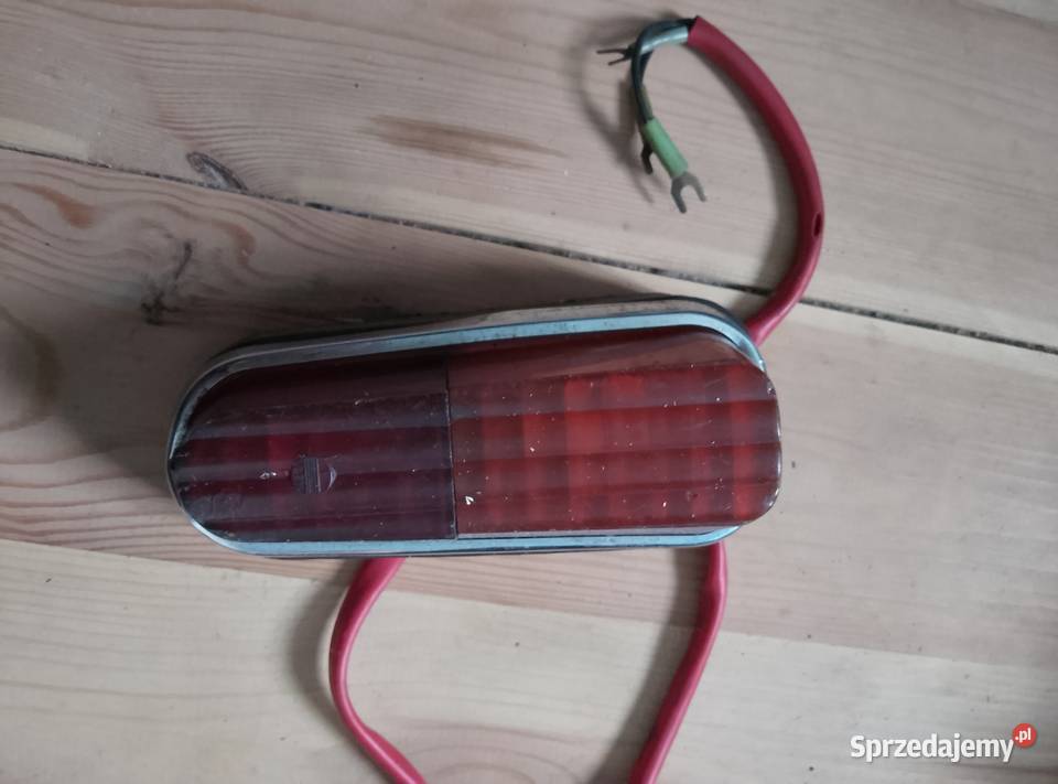 Lampa tylna CZEKOLADKA NOWA Syrena Warszawa Liszki sprzedam