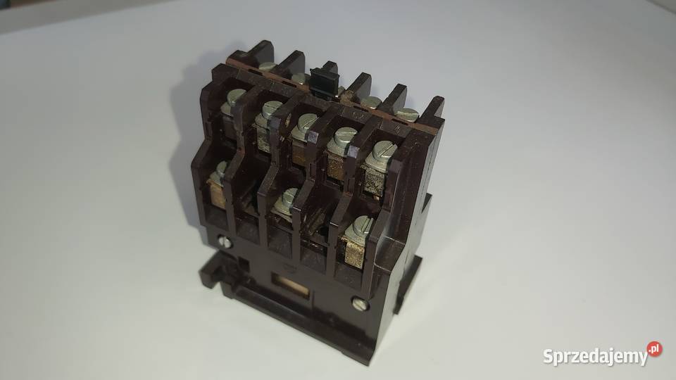 Stycznik VM4 220V 50Hz 5NO 2NC Wyszków