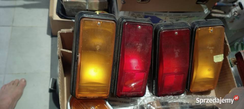 Autosan h 9 tylne lampy nówki z PRL u