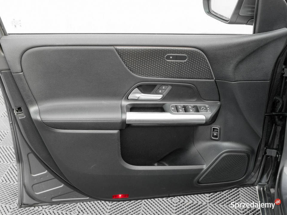 Mercedes B 200 WD9041R200 Progressive 7GDCT Rok produkcji 2023 Pępowo