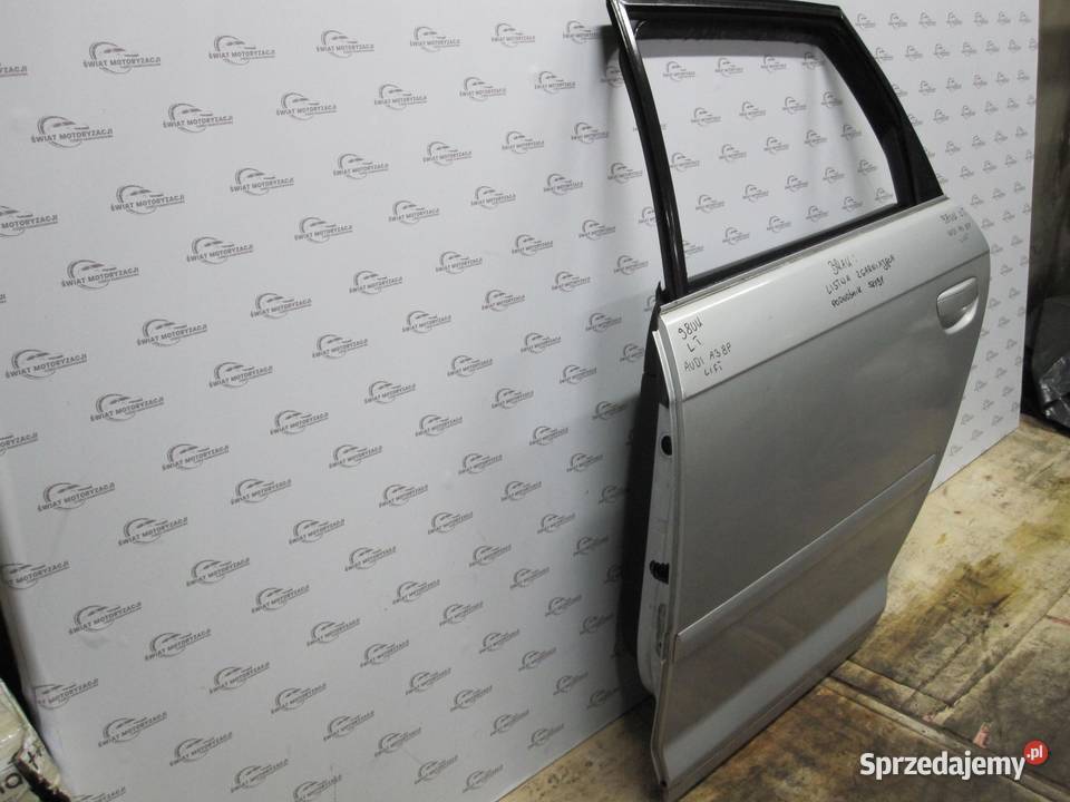 AUDI A3 8PA LIFT 09r drzwi lewe tył świętokrzyskie