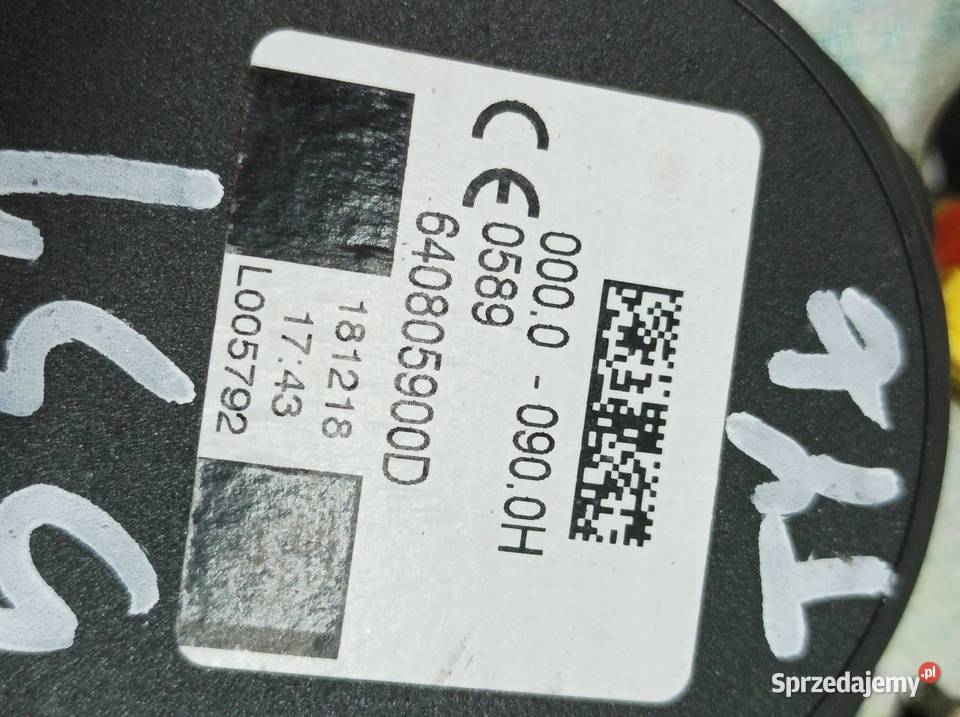 PAS BEZPIECZEŃSTWA ŚRODKOWY TYŁ 31462770 Volvo